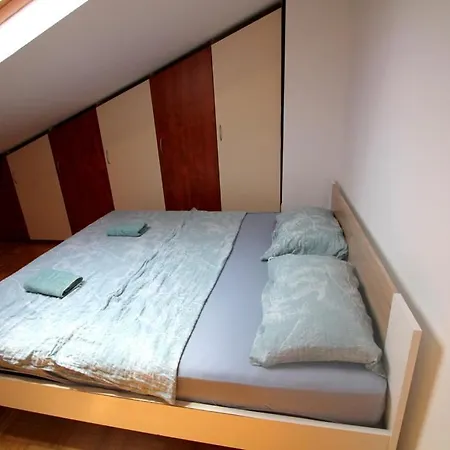 Apartman Family In *